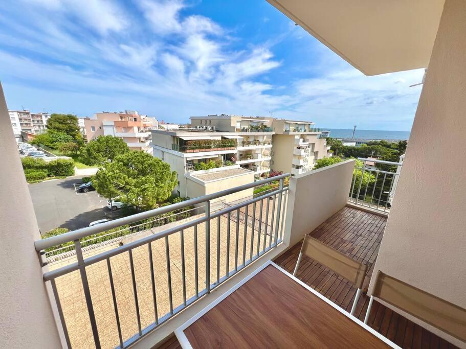 Spacieux T3 Terrasse Vue Mer Sete Exterior photo